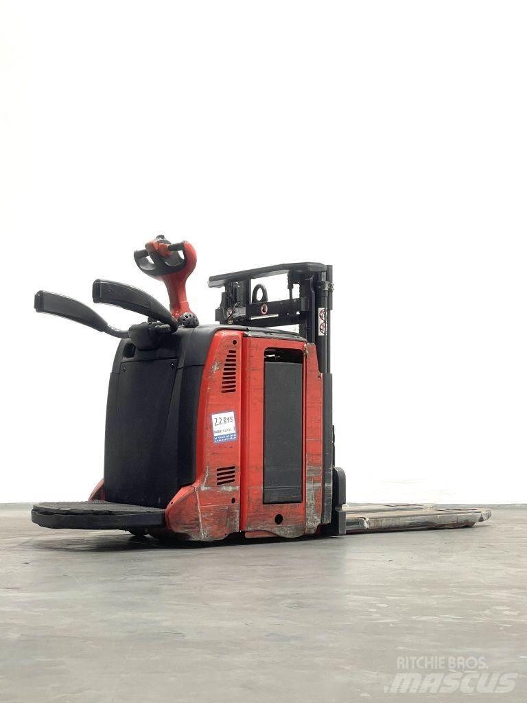 Linde D12HPAP 手推堆垛车