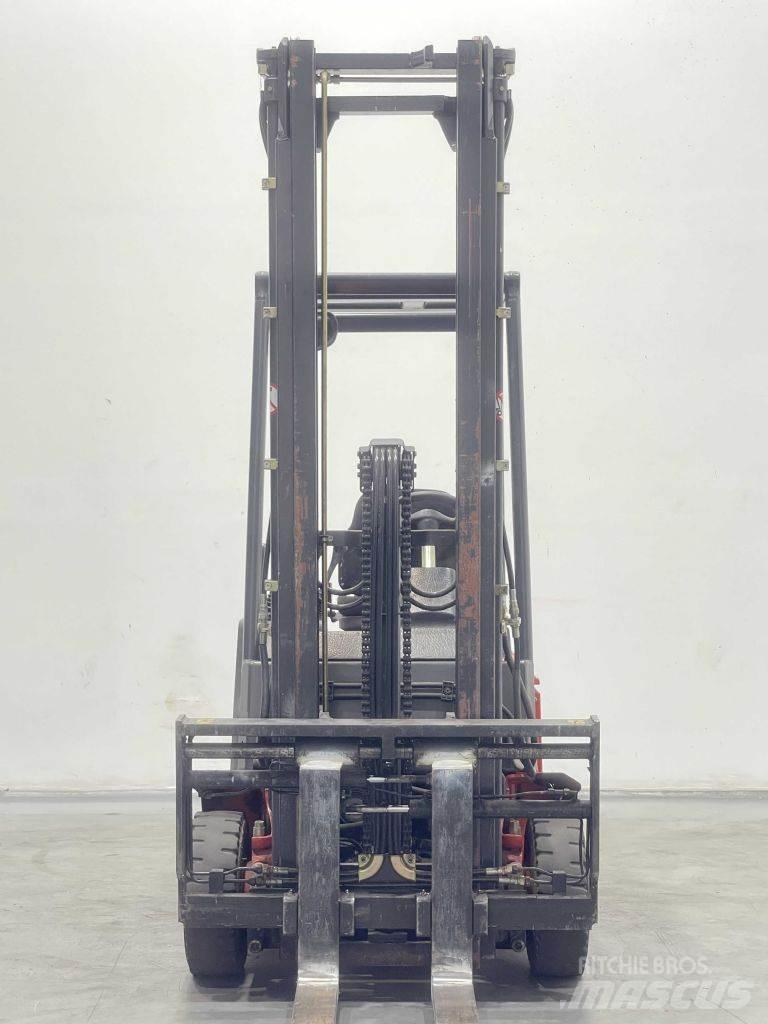 Linde E15Z-02-324 电动叉车