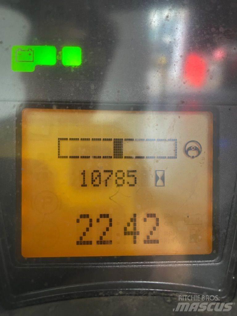 Linde E16-386-EVO 电动叉车