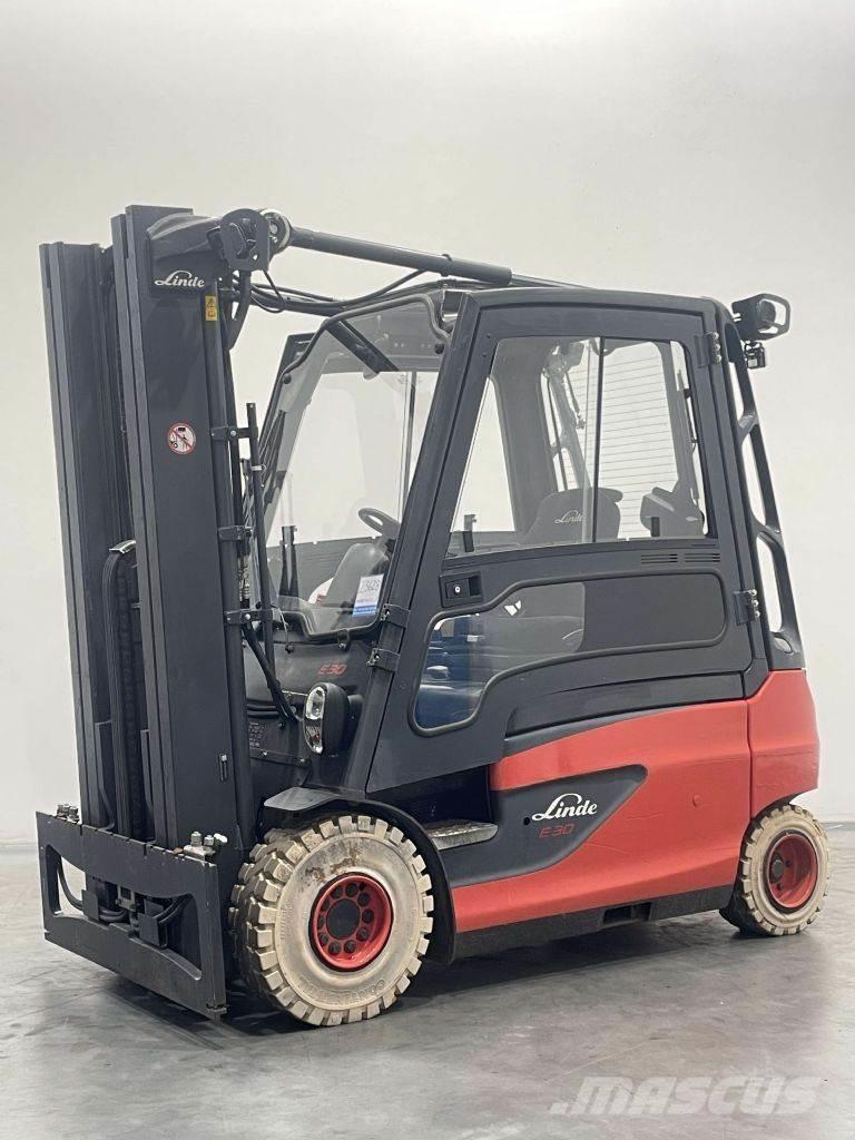 Linde E30L-01-387 电动叉车