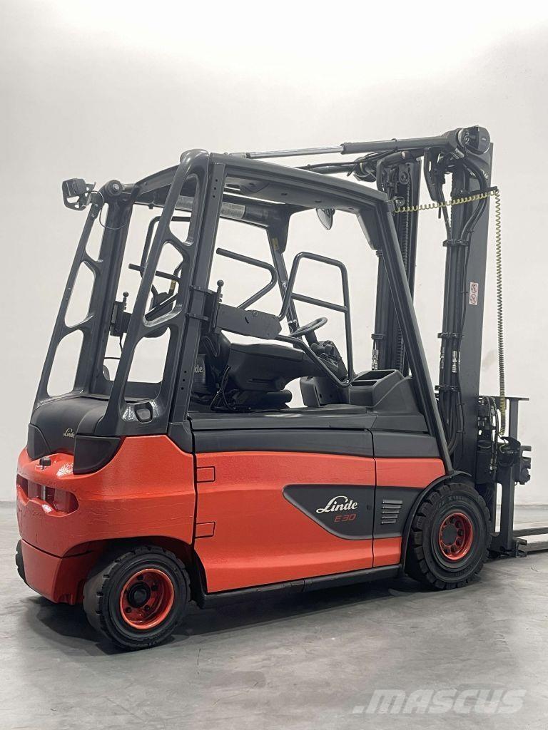 Linde E30L-01-387 电动叉车