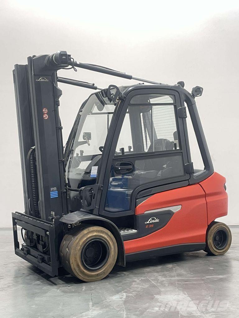 Linde E35L-01-1252 电动叉车