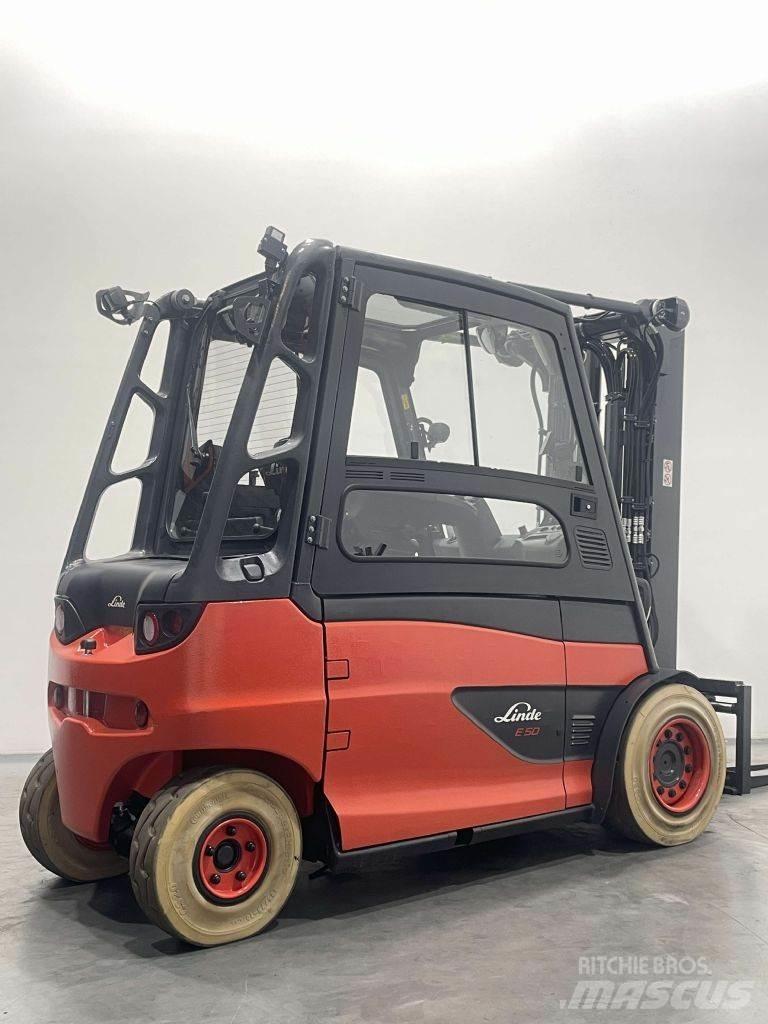 Linde E50HL-01-388 电动叉车