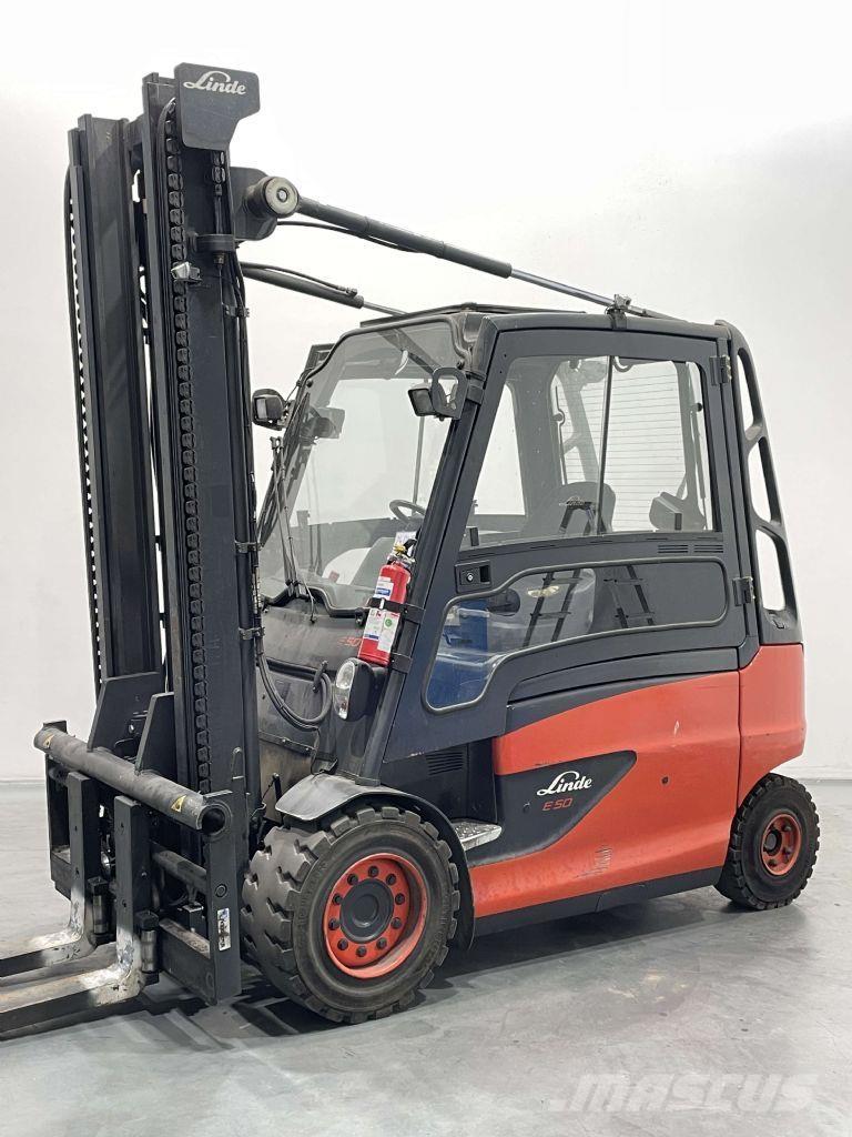 Linde E50HL-01-388 电动叉车