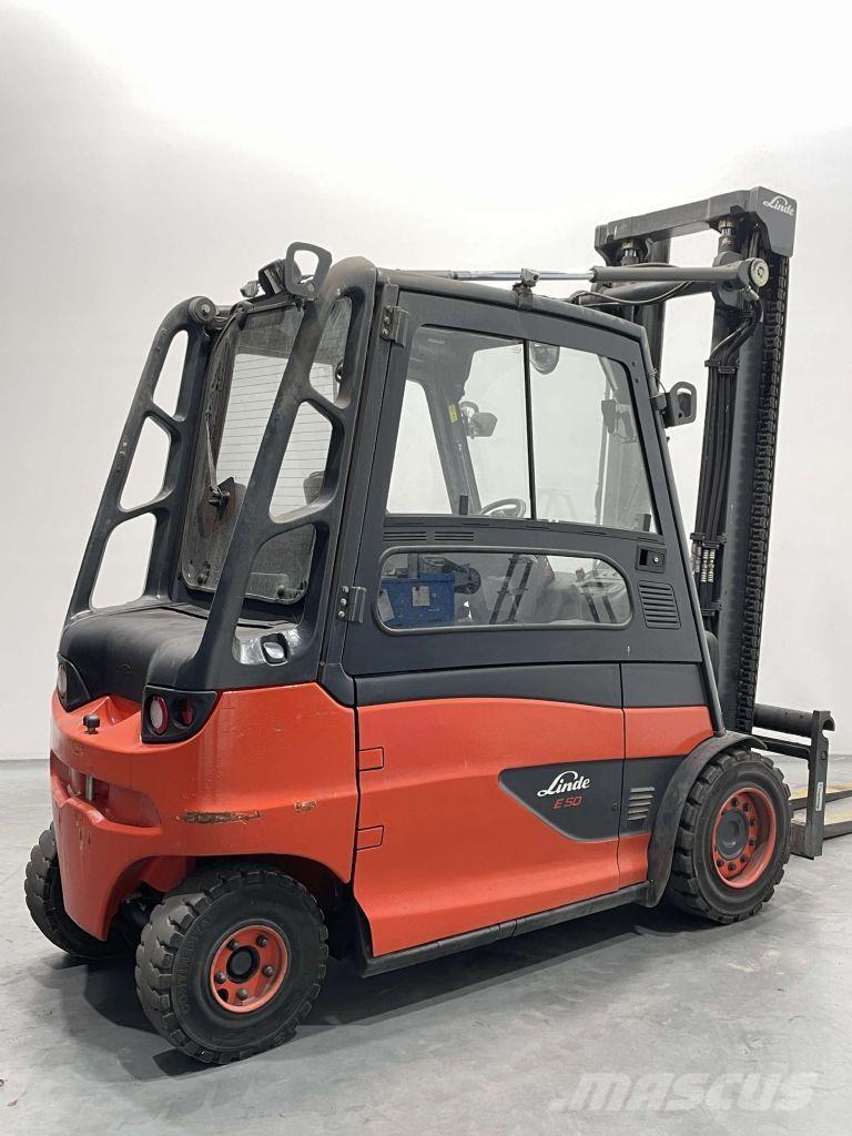 Linde E50HL-01-388 电动叉车