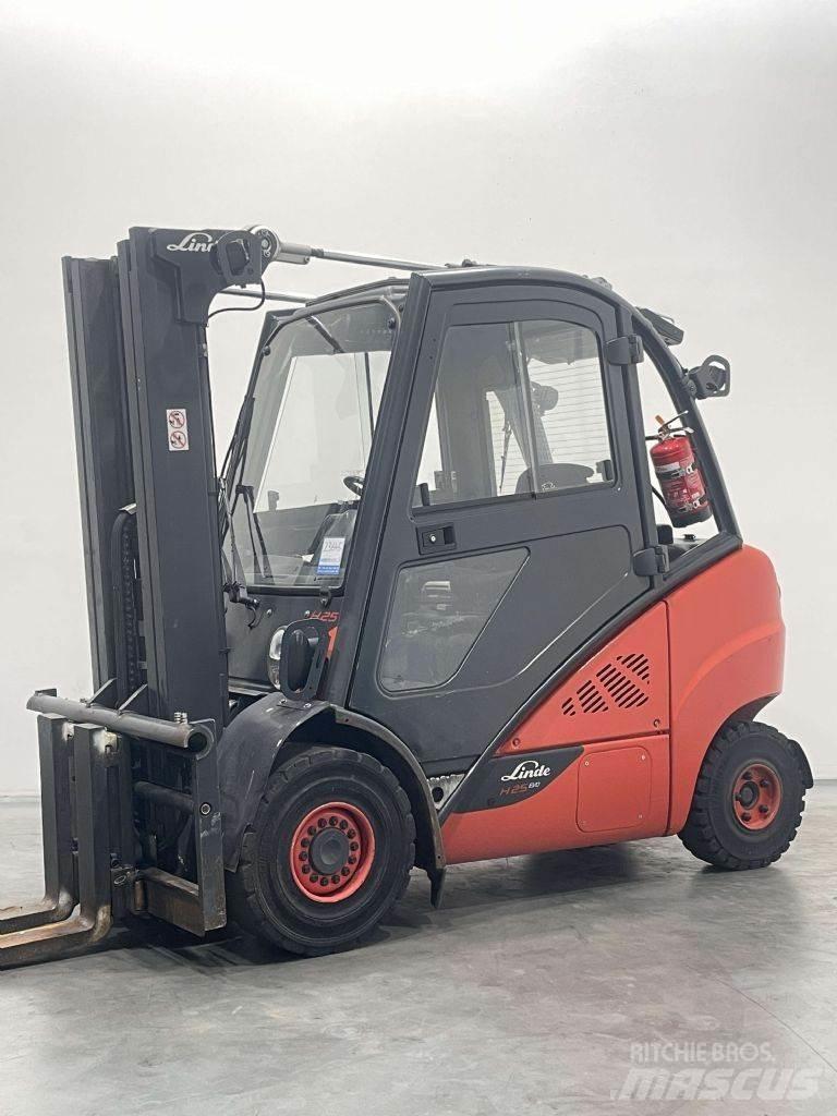 Linde H25D-02/600-393 柴油叉车