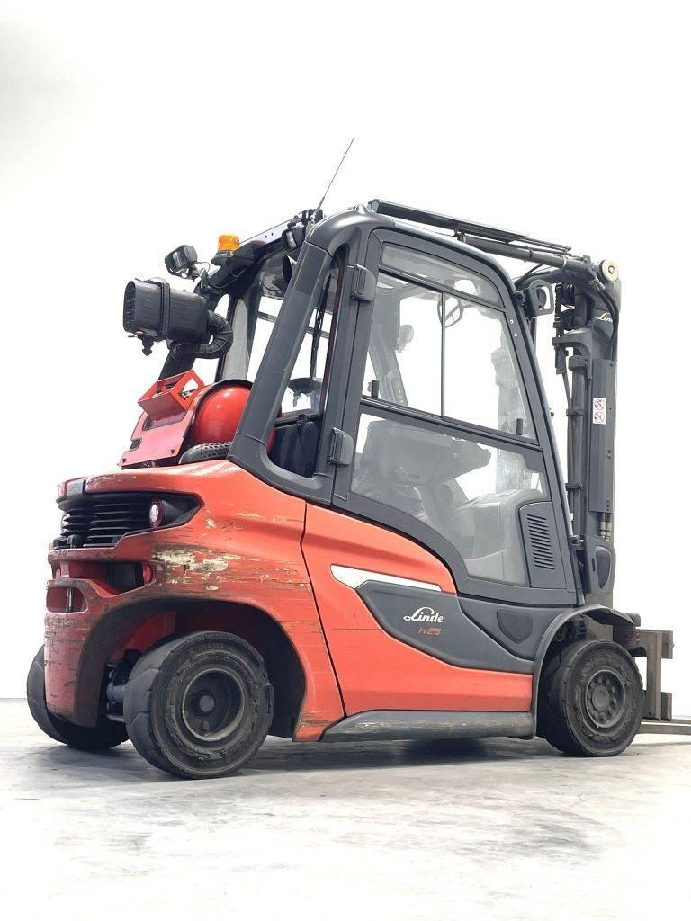 Linde H25T-01-1202 天然气叉车