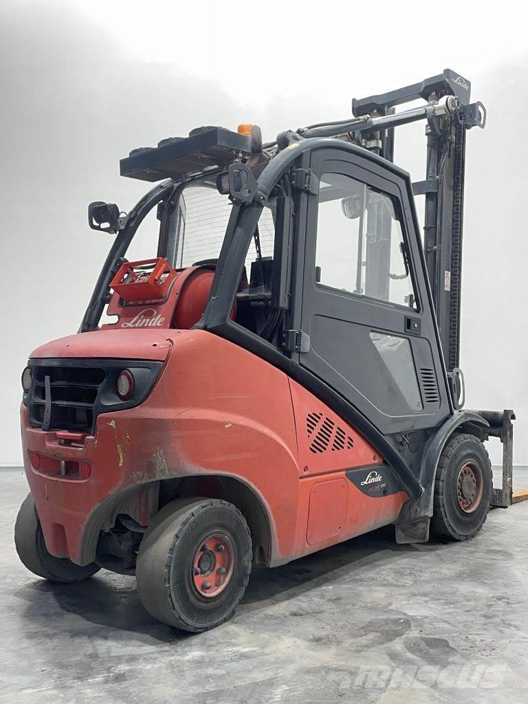 Linde H35T-02-393 天然气叉车