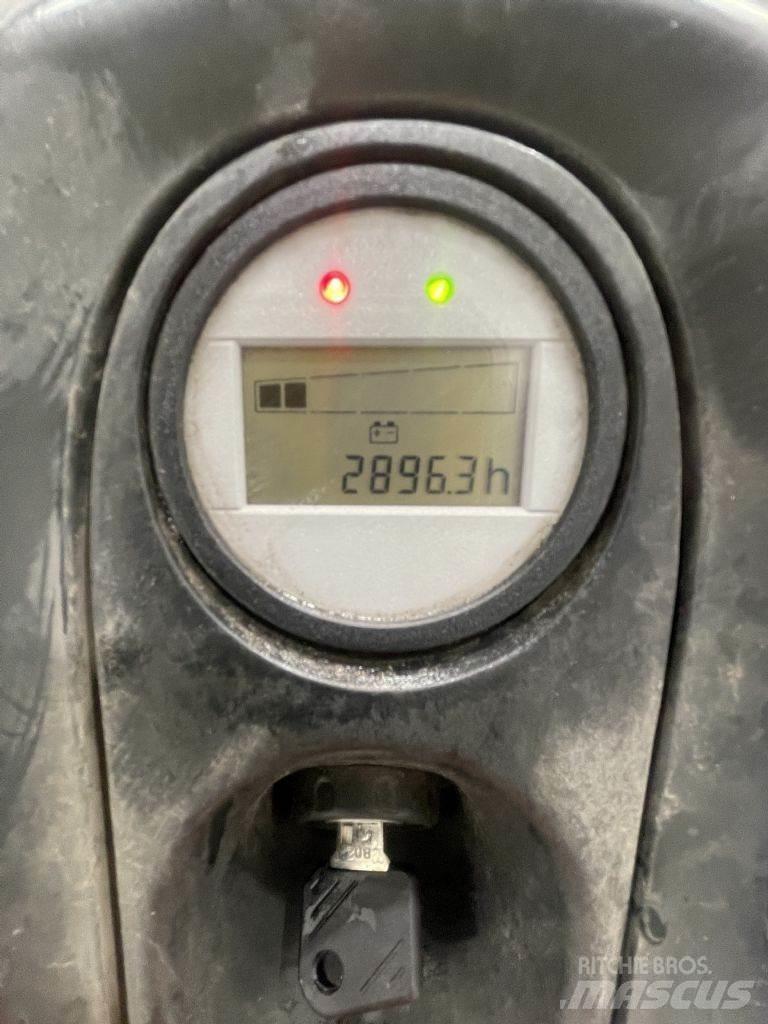 Linde T16-1152-Li-Ion 手摇升降机