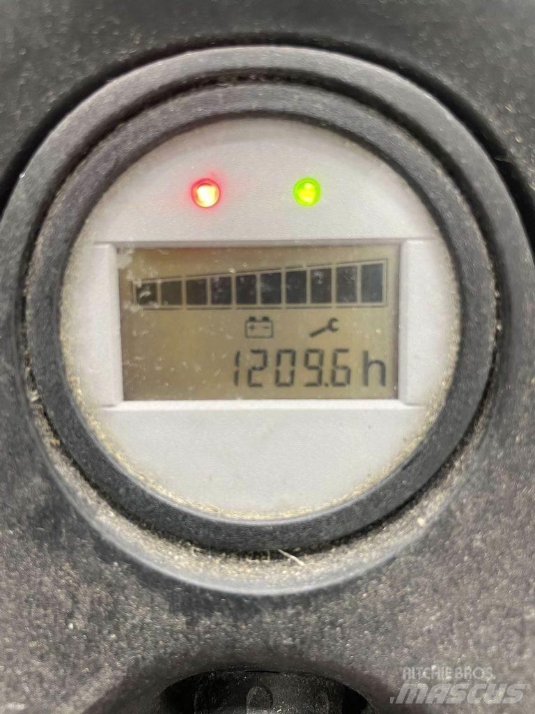Linde T18-1152-Li-Ion 手摇升降机