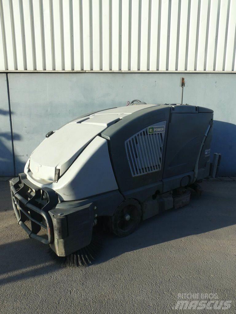 Nilfisk CS7000 1200B 扫地机