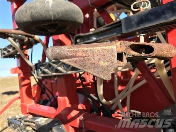 Bourgault 3320 条播机