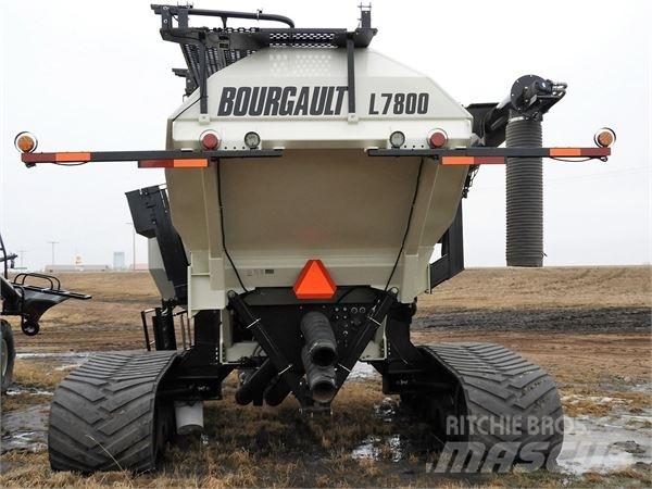 Bourgault L7800 多功能条播机