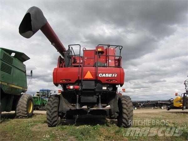 Case IH 7088 联合收割机