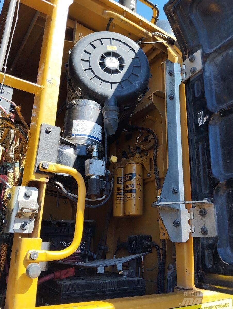 CAT 340F 履带挖掘机