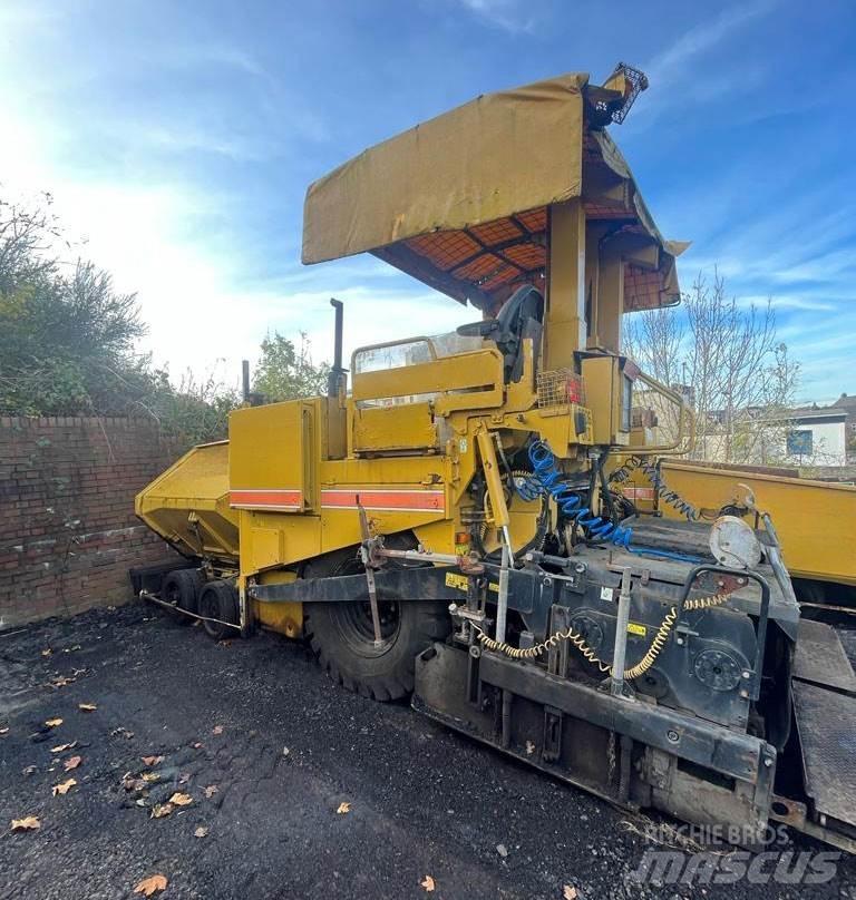 CAT AP600 Paver 沥青摊铺机