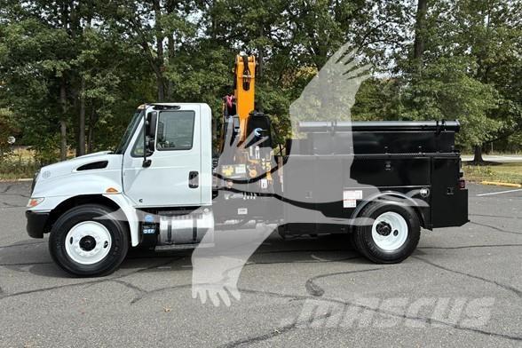 Effer 135/3S 木材起重机