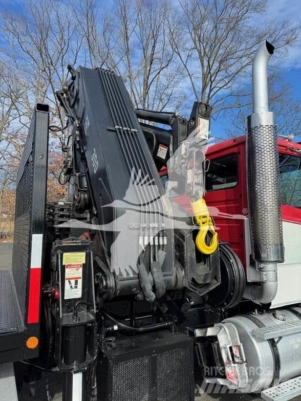 Hiab 300-4 木材起重机