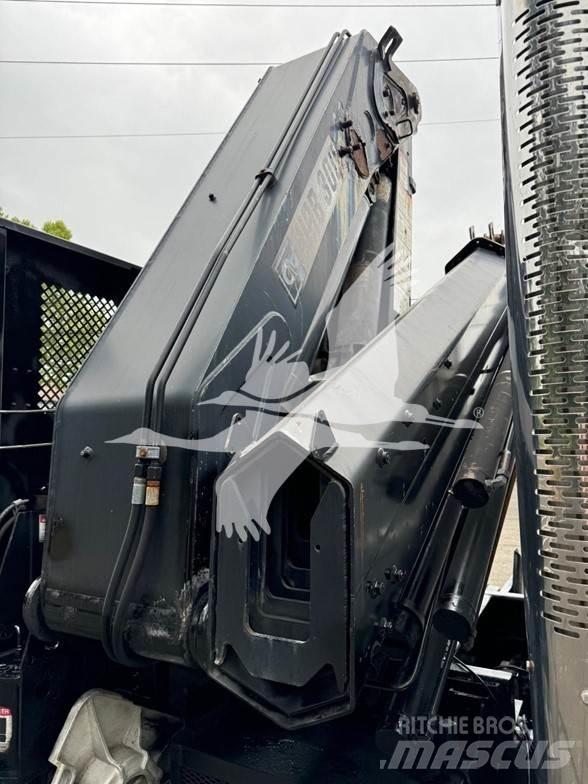 Hiab 300-6 木材起重机