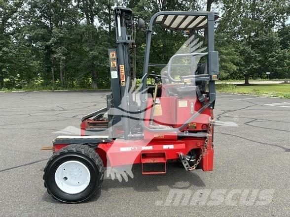 Moffett M5500P 车载式叉车