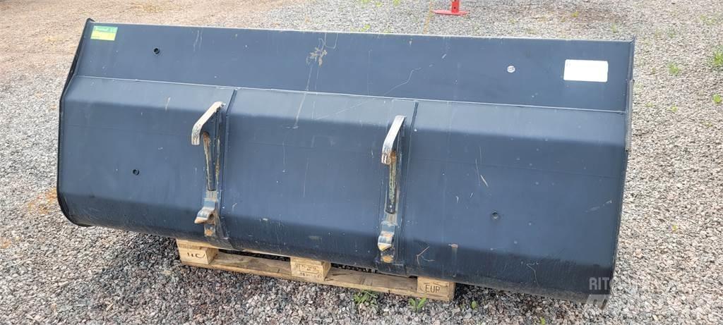 Ålö 220 LV SKOPA SMS 前装载配件