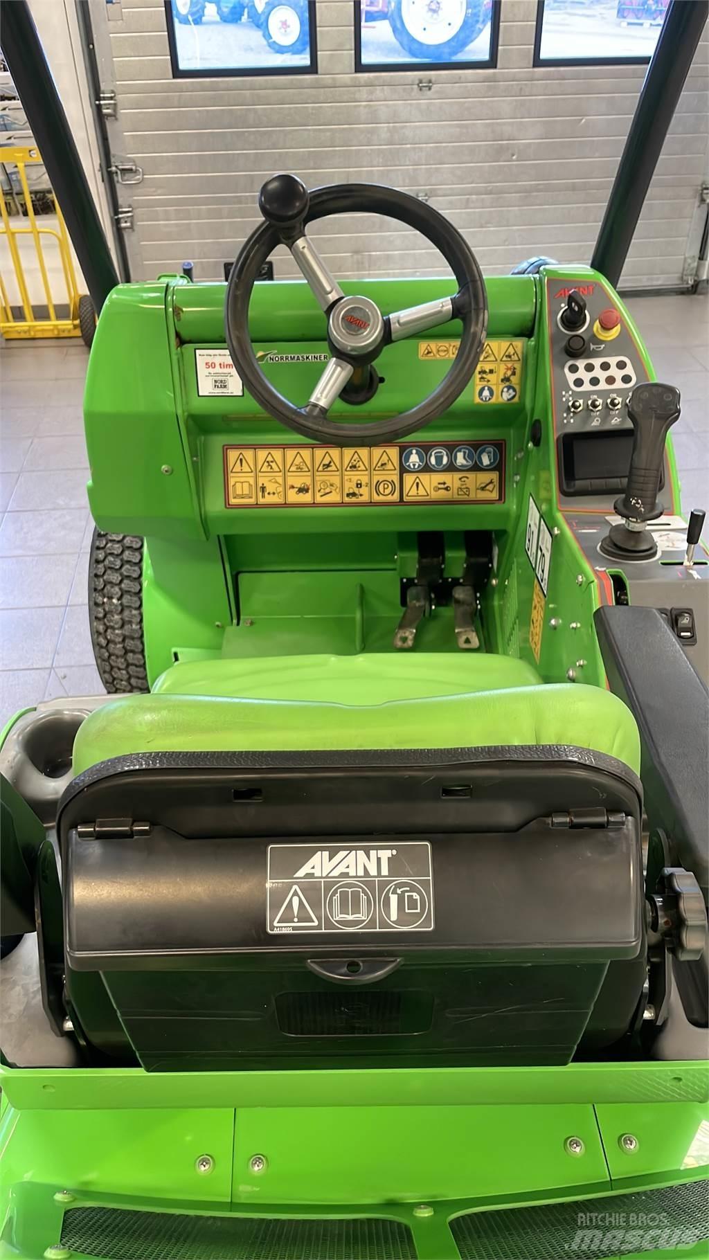 Avant E5 Kompaktlastare 滑移装载机