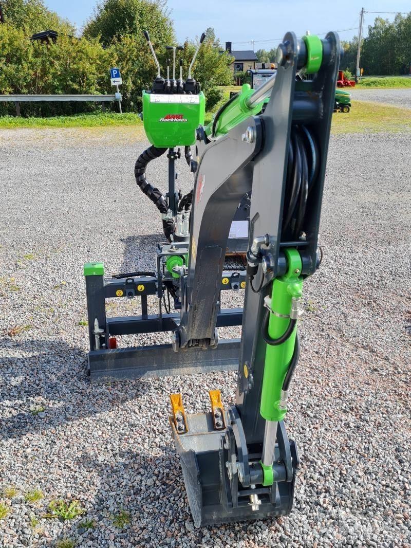 Avant Grävaggregat 260 滑移装载机