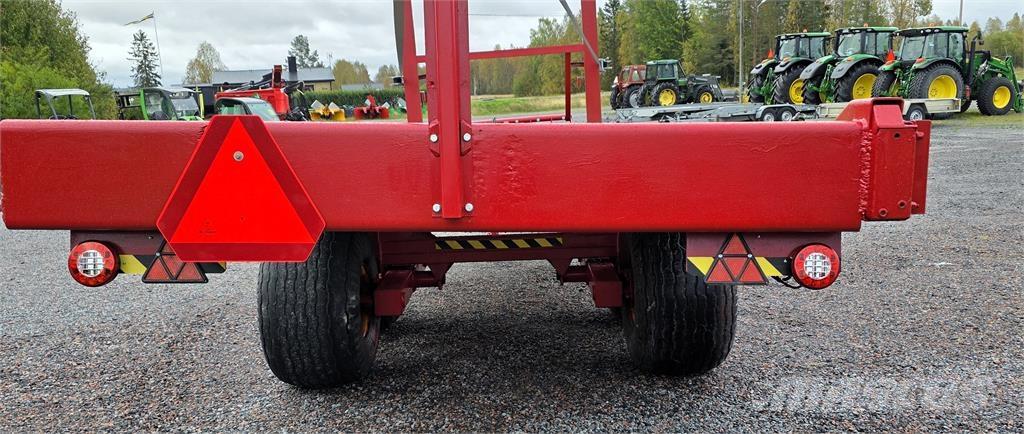  Baltransport 6,35x2,22m 箱式拖车