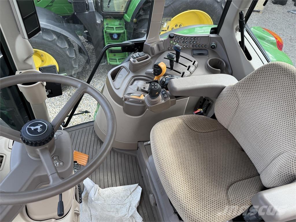 John Deere 6090M 拖拉机/农用车