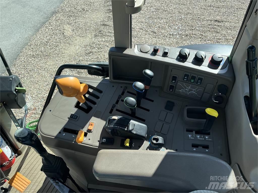 John Deere 6125M 拖拉机/农用车