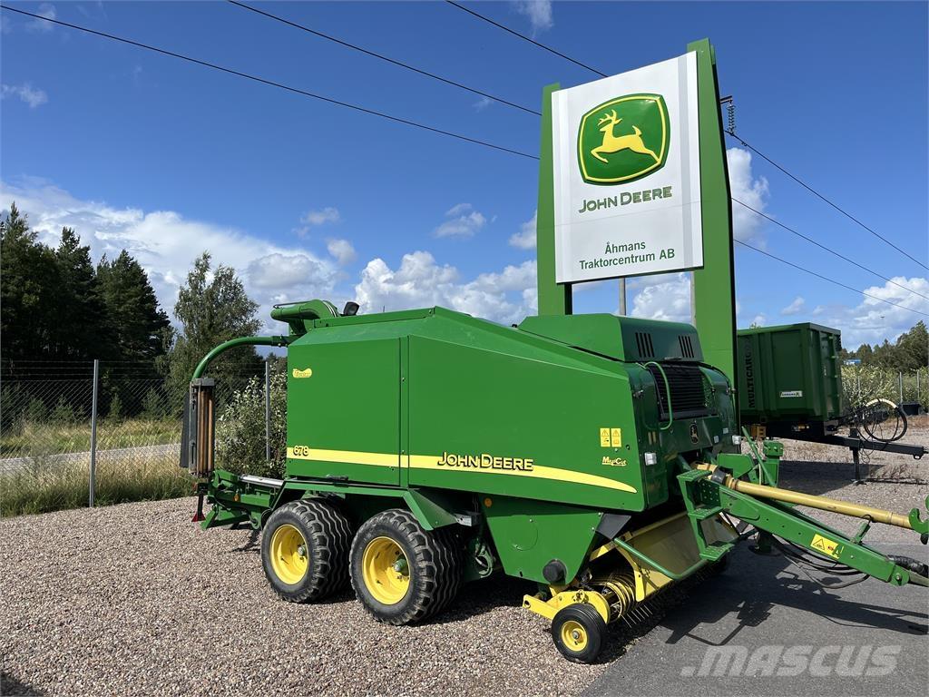 John Deere 678 圆捆打捆机