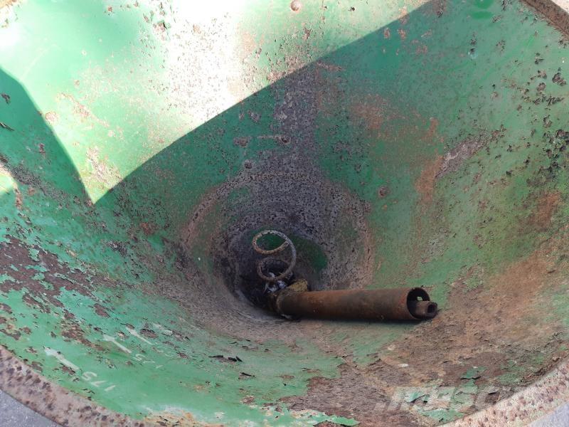  KONSTGÖDSEL TRATT 其他播种机和配件