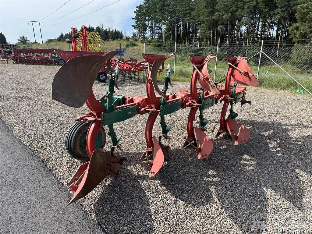Kverneland ES4 双向犁