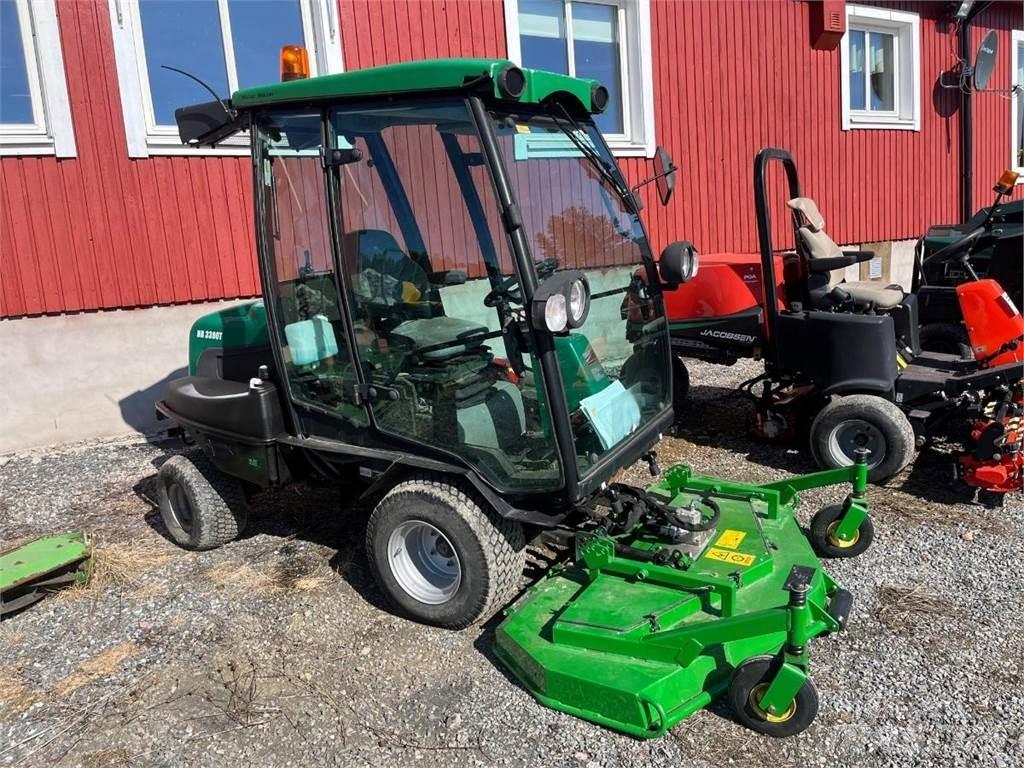 Ransomes HR3300T 骑乘式割草机