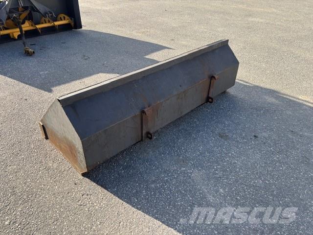  SNÖSKOPA 200 ÅLÖ TYP3 其他拖拉机配件