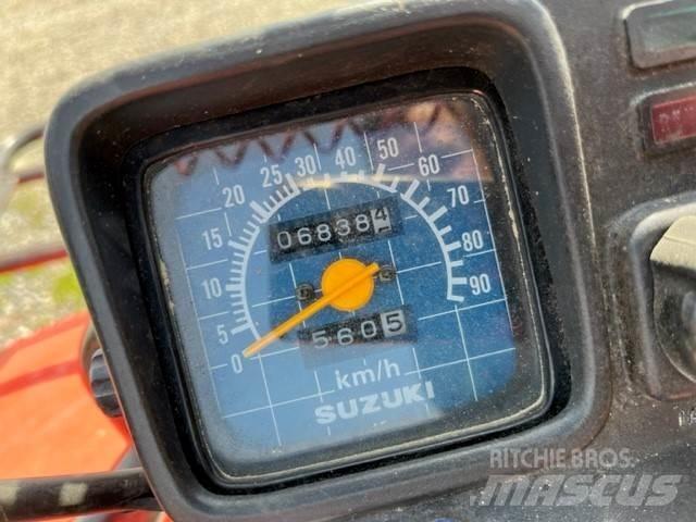 Suzuki Quadrunner 250 沙滩车