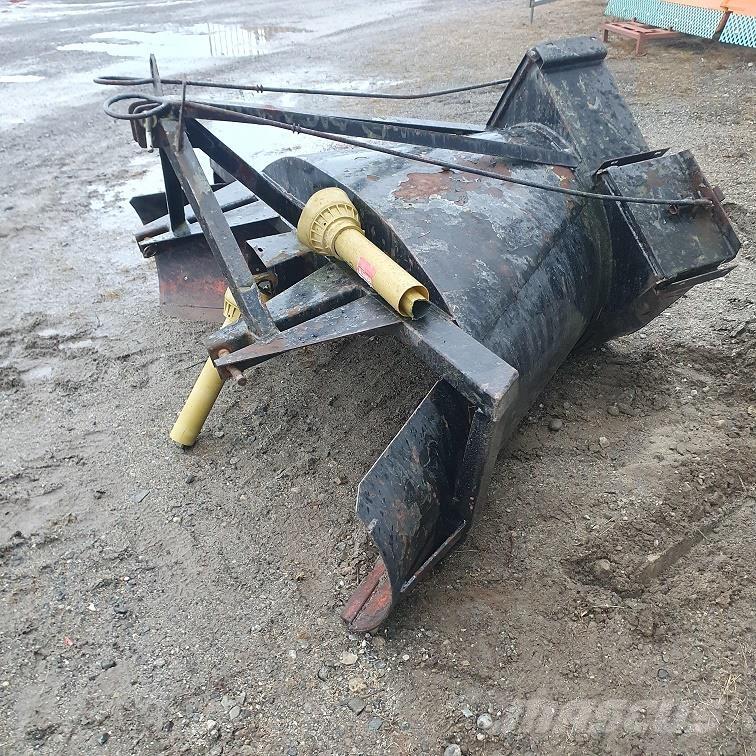  V-SLUNGA 2M 其他清扫车和扫雪车