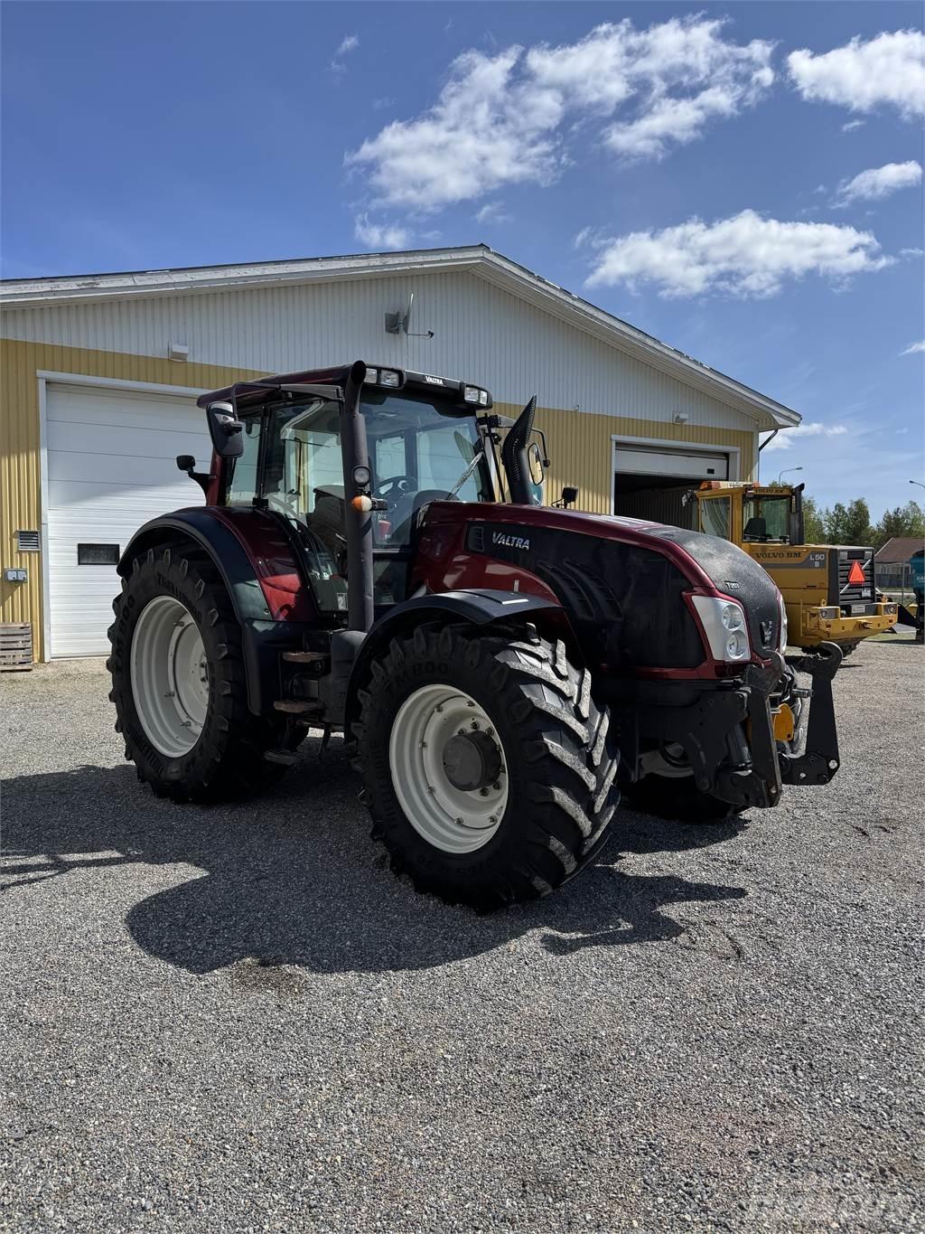 Valtra T203 Direct 拖拉机/农用车