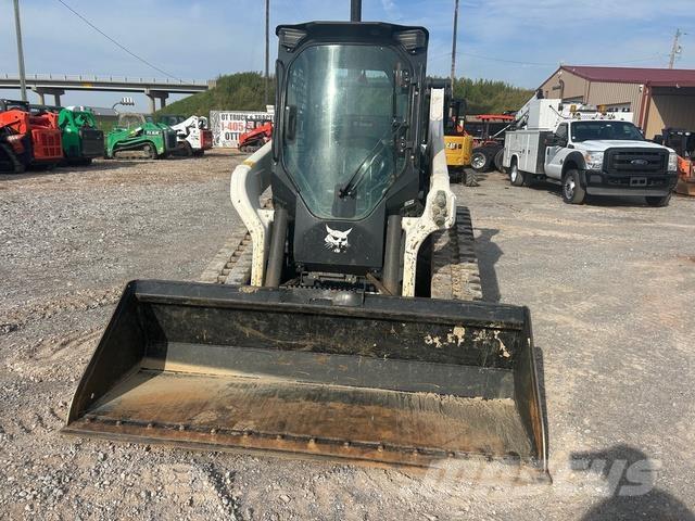 Bobcat T76 滑移装载机