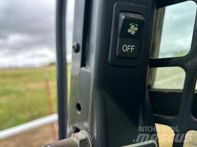 Bobcat T770 滑移装载机
