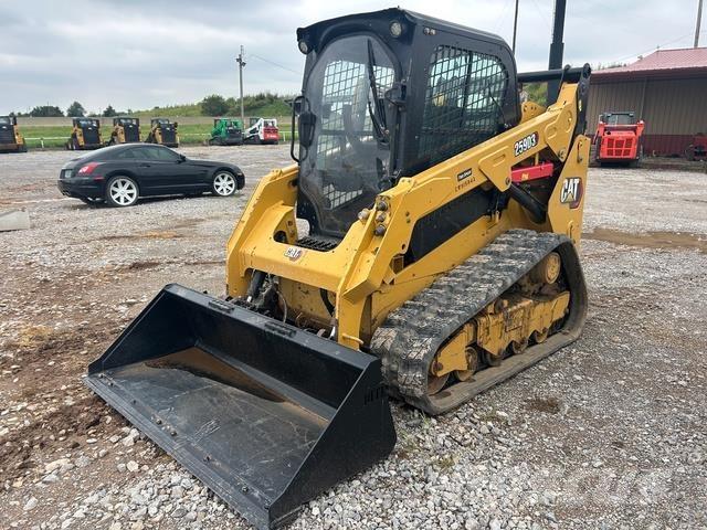 CAT 259D3 滑移装载机