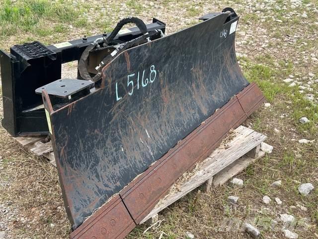 CAT 72 Dozer Blade 挖斗