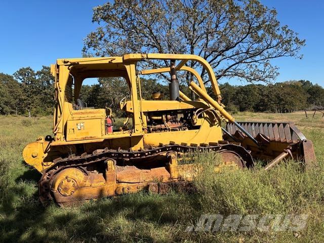 CAT D6D 履带式推土机