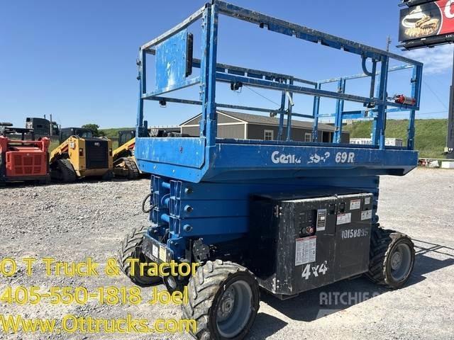 Genie GS3369 RT 剪叉式升降机