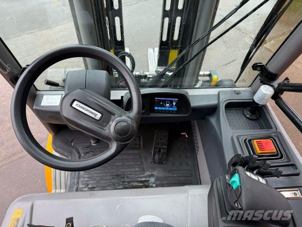 Jungheinrich EFG S30 电动叉车