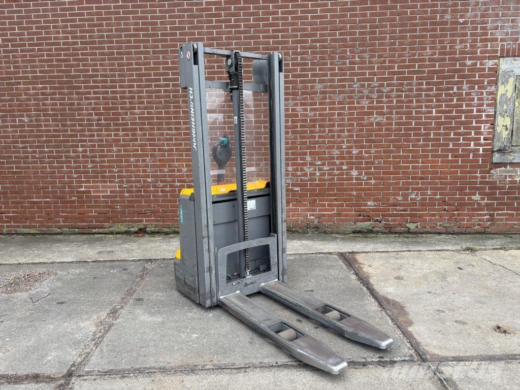 Jungheinrich EJC 112 手推堆垛车