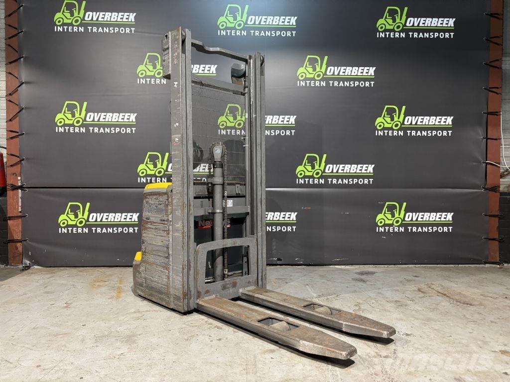 Jungheinrich EJC 214 手推堆垛车