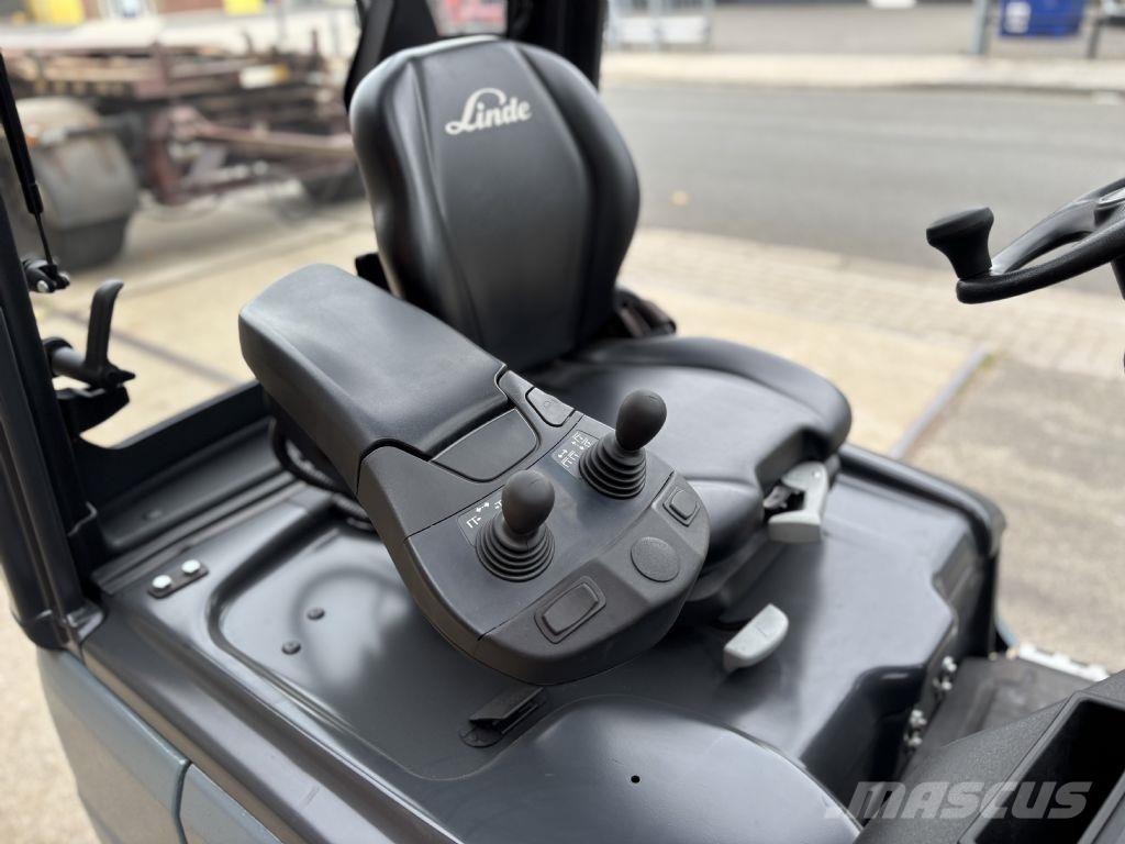 Linde E14-02 电动叉车