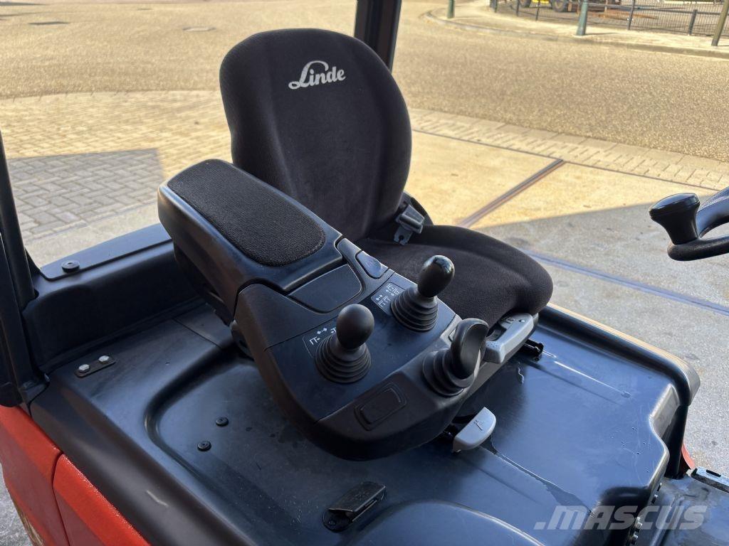 Linde E18L-02 电动叉车