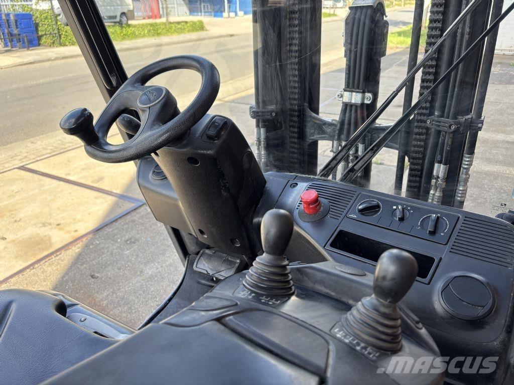 Linde E25HL-01/600 电动叉车